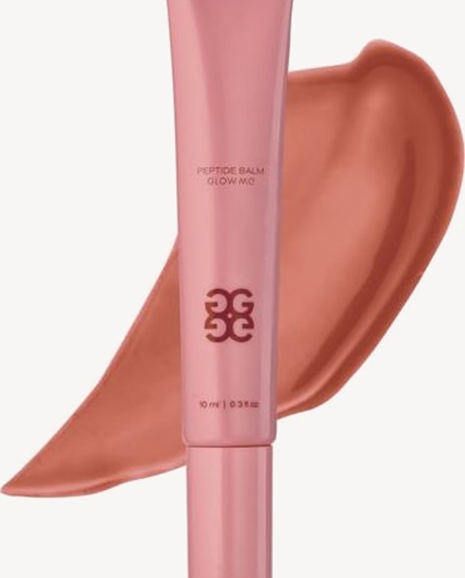 Бальзам для губ с пептидами SUGAR MILK GLOW ME